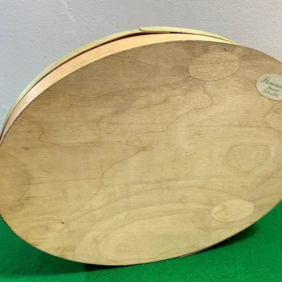 Vintage wooden box, keepsake box, wooden treasure box, trinket box, memory - Picture 5 of 8